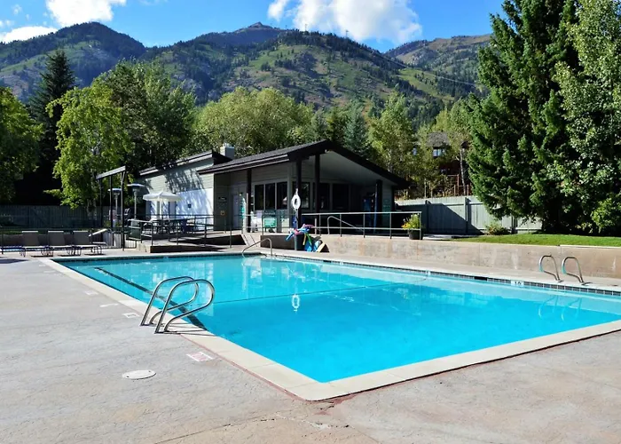 Rmr: Gros Ventre A4 In Apartment *
